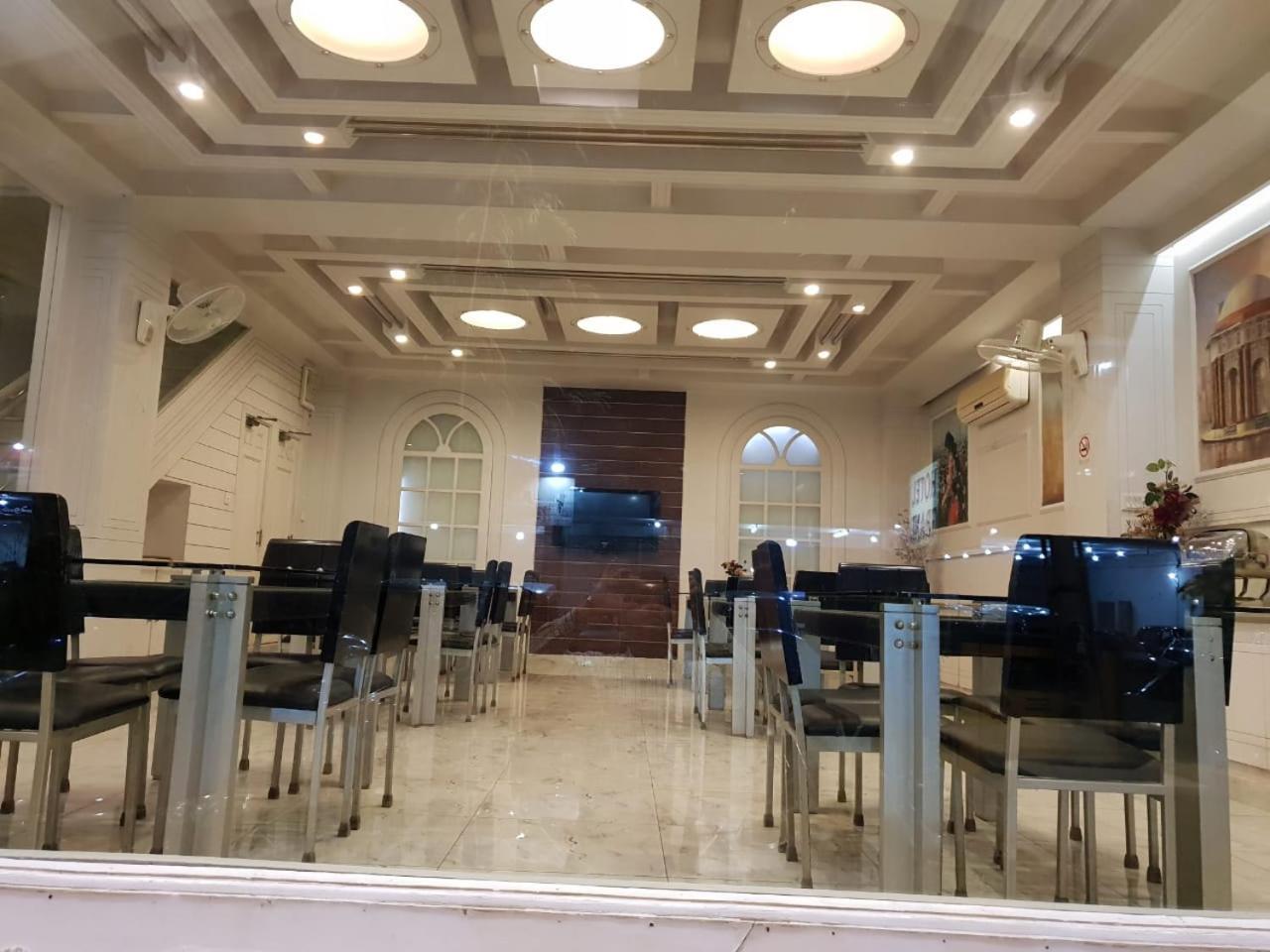 Hotel Grand Файсалабад Екстериор снимка